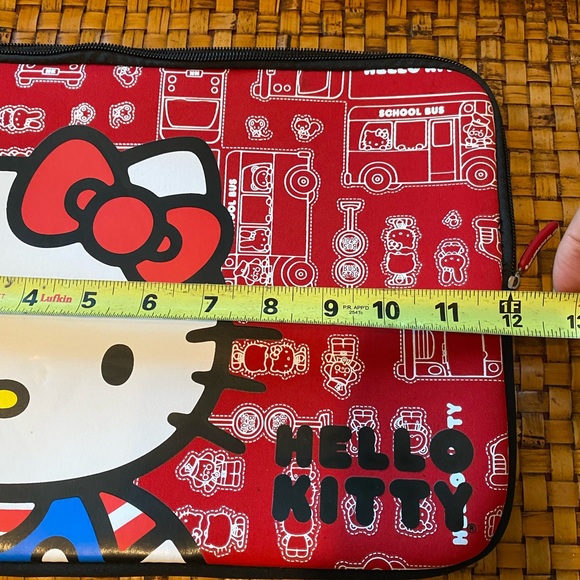 Hello Kitty Red Tablet Sleeve - Picture 5 of 5
